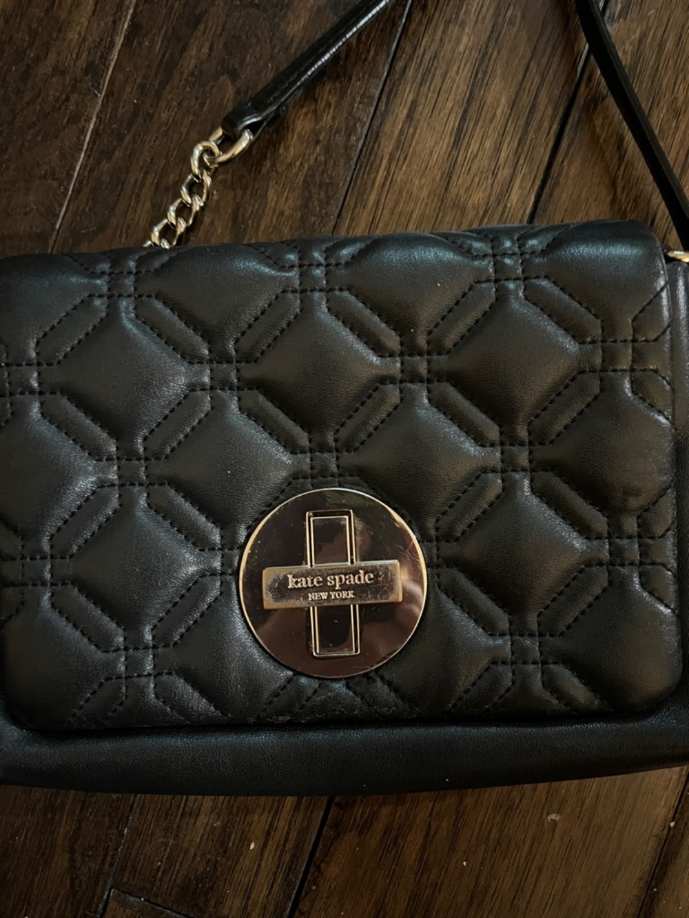 Kate spade Black Quilted Leather Crossbody with Gold Turn-Lock H010